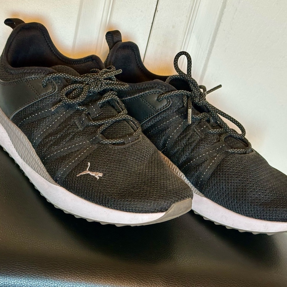 Puma Men's Black and White Athletic Shoes